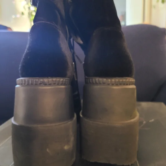 Demonia Velvet Black Platform Shoes - Picture 3 of 5
